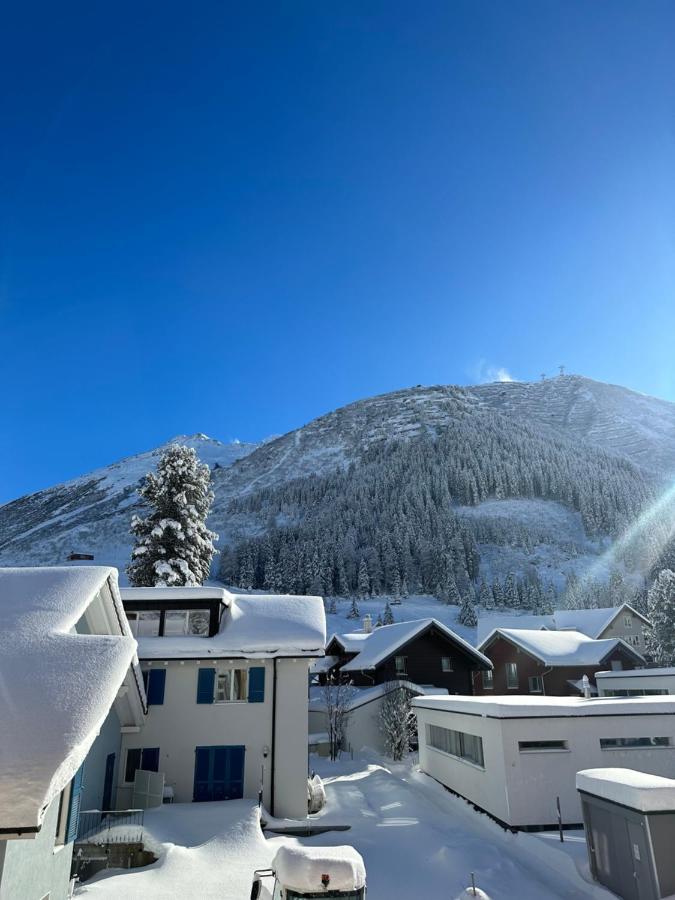 Mondholz Ferienwohnung Andermatt Εξωτερικό φωτογραφία