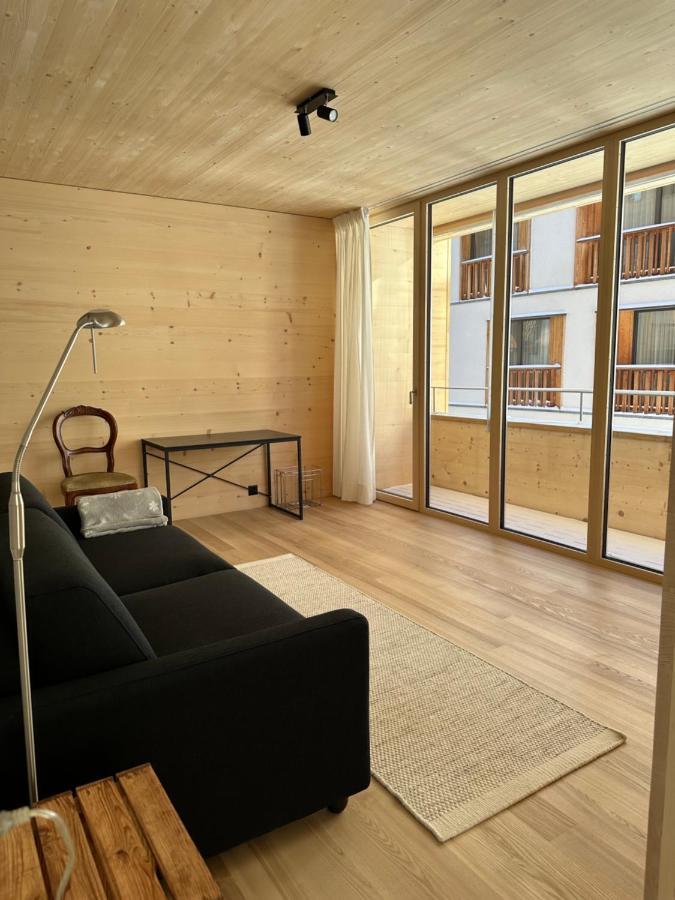 Mondholz Ferienwohnung Andermatt Εξωτερικό φωτογραφία