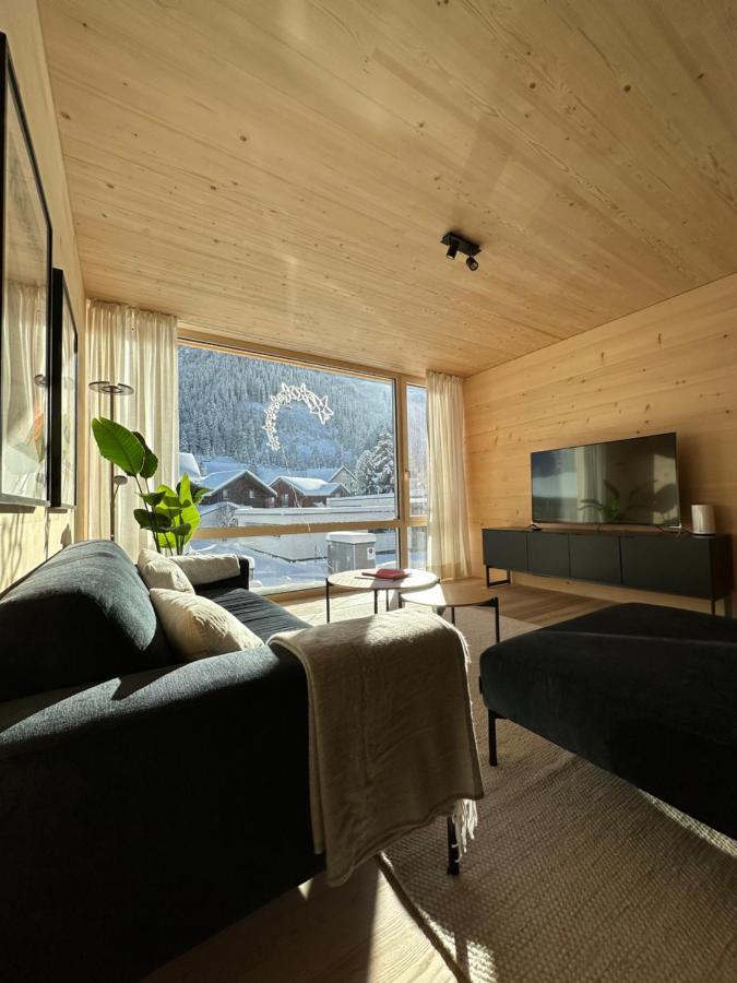 Mondholz Ferienwohnung Andermatt Εξωτερικό φωτογραφία
