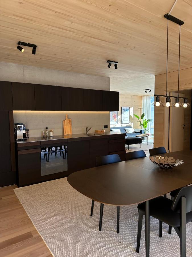 Mondholz Ferienwohnung Andermatt Εξωτερικό φωτογραφία
